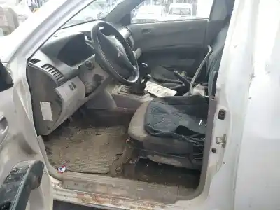 Здавання транспортного засобу mitsubishi l 200 2.5 tdi ka0t (2012-2018) l 200 2.5 tdi ka0t (2012-2018) року 2012 потужний 4d56