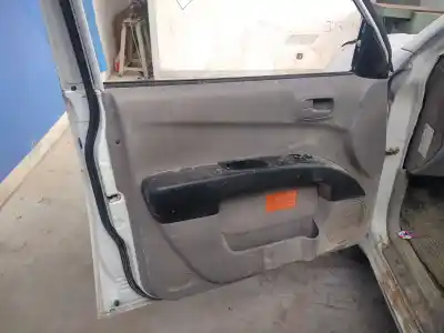 Здавання транспортного засобу mitsubishi l 200 2.5 tdi ka0t (2012-2018) l 200 2.5 tdi ka0t (2012-2018) року 2012 потужний 4d56