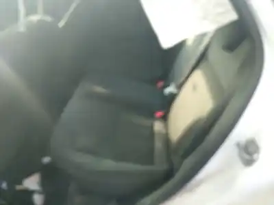 Здавання транспортного засобу ford focus lim. business року 2014 потужний t1da