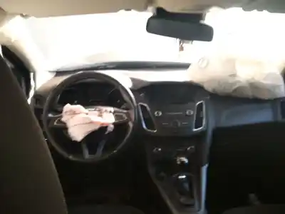 Здавання транспортного засобу ford focus lim. business року 2014 потужний t1da