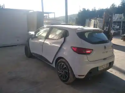 Veicolo di demolizione renault clio iv limited dell'anno 2017 alimentato 