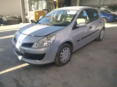 Здавання транспортного засобу renault clio iii confort expression року 2006 потужний k4j g7
