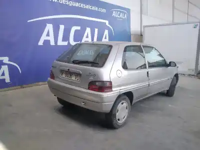 Veicolo di demolizione citroen saxo 1.1 sx dell'anno 1998 alimentato hdz