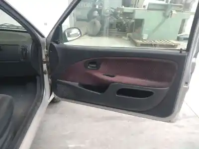 Veicolo di demolizione citroen saxo 1.1 sx dell'anno 1998 alimentato hdz