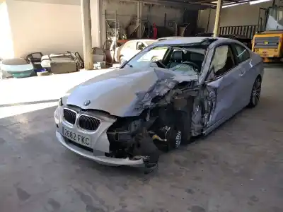 Veículo de Sucata bmw serie 3 coupe (e92) 330d do ano 2007 alimentado n52b30a