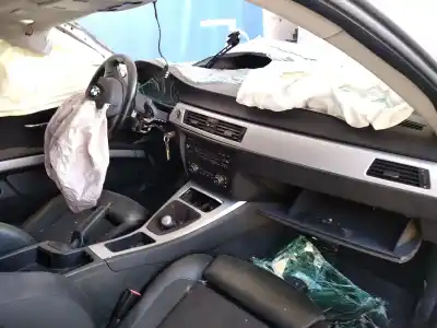 Veículo de Sucata bmw serie 3 coupe (e92) 330d do ano 2007 alimentado n52b30a