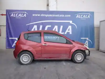 Veículo de Sucata citroen c2 sx do ano 2004 alimentado 8hx