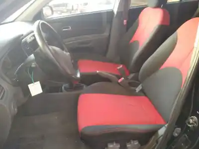 Veicolo di demolizione kia rio 1.5 crdi ex2 dell'anno 2005 alimentato d4fa