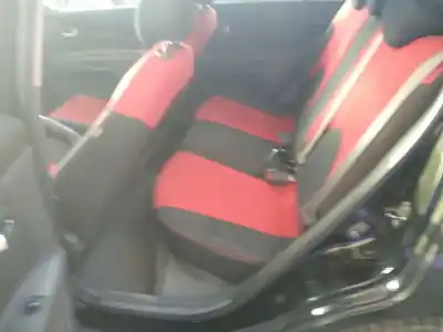 Veicolo di demolizione kia rio 1.5 crdi ex2 dell'anno 2005 alimentato d4fa