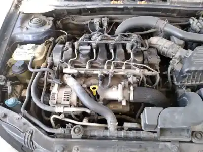 Veicolo di demolizione kia cerato 2.0 lx crdi familiar dell'anno 2005 alimentato d4ea