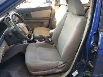 Veicolo di demolizione kia cerato 2.0 lx crdi familiar dell'anno 2005 alimentato d4ea