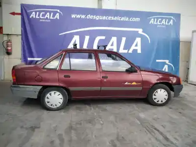 Veículo de Sucata opel kadett e gl berlina do ano 1991 alimentado 16sv