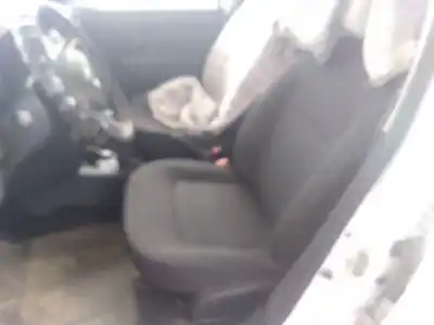 Veículo de Sucata dacia sandero basis do ano 2020 alimentado b4d g4