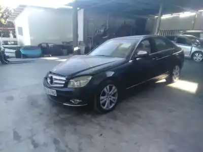 Veículo de Sucata mercedes                                           clase c (w204) berlina                                                                                                                                                                                                                                     2.1 cdi cat                                                                                                                                                                                                                                                do ano 2007 alimentado 646811