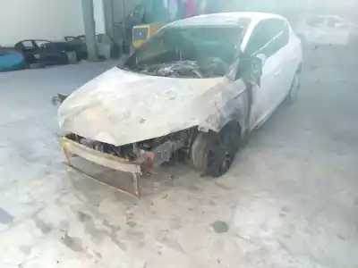 Sloopvoertuig seat leon (5f1) reference van het jaar 2015 aangedreven clh