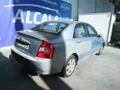 Veicolo di demolizione kia cerato 2.0 lx crdi familiar dell'anno 2005 alimentato d4ea