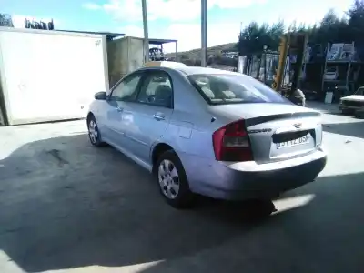Veicolo di demolizione kia cerato 2.0 lx crdi familiar dell'anno 2005 alimentato d4ea