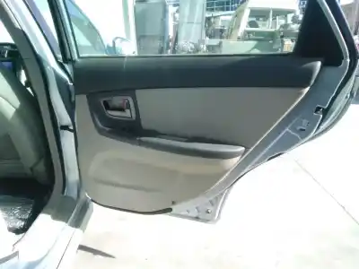 Veicolo di demolizione kia cerato 2.0 lx crdi familiar dell'anno 2005 alimentato d4ea