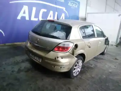 Scrapping Vehicle opel astra h sedán (a04) 1.7 cdti (l69) of the year 2004 powered z17dth
