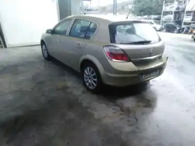 Scrapping Vehicle opel astra h sedán (a04) 1.7 cdti (l69) of the year 2004 powered z17dth