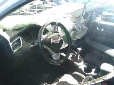 Veicolo di demolizione nissan qashqai (j11) acenta dell'anno 2014 alimentato k9k