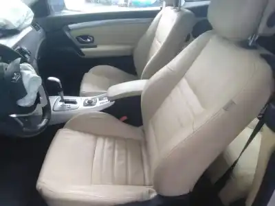 Здавання транспортного засобу renault laguna coupe * року 2009 потужний 