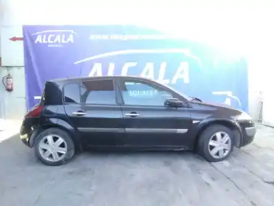 Veicolo di demolizione renault megane ii berlina 5p dynamique dell'anno 2005 alimentato k9k d7