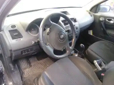 Veicolo di demolizione renault megane ii berlina 5p dynamique dell'anno 2005 alimentato k9k d7