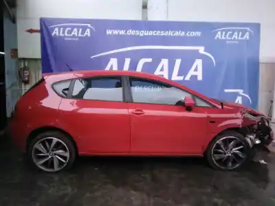 Здавання транспортного засобу seat leon (1p1) reference року 2010 потужний cay