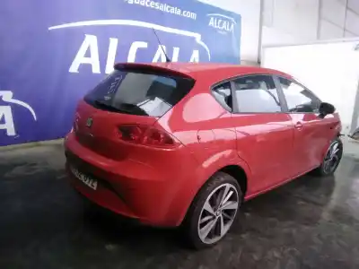 Здавання транспортного засобу seat leon (1p1) reference року 2010 потужний cay