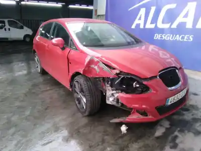 Здавання транспортного засобу seat leon (1p1) reference року 2010 потужний cay