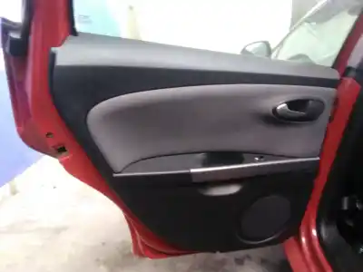 Здавання транспортного засобу seat leon (1p1) reference року 2010 потужний cay