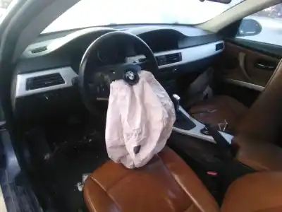 Veículo de Sucata bmw serie 3 coupe (e92) e92 coupé 320d do ano 2007 alimentado 