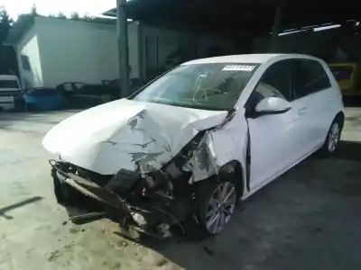 Veículo de Sucata volkswagen golf vii lim. edition bluemotion do ano 2013 alimentado clh