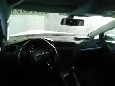 Veículo de Sucata volkswagen golf vii lim. edition bluemotion do ano 2013 alimentado clh