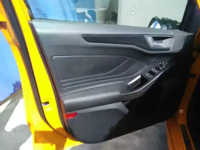 Hurda Aracı ford                                               focus turnier (cak)                                                                                                                                                                                                                                        ghia                                                                                                                                                                                                                                                       yılın 2021 güçlü n3da