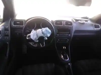 Véhicule à la ferraille volkswagen                                         golf vi (5k1)                                                                                                                                                                                                                                              gtd                                                                                                                                                                                                                                                        de l'année 2012 alimenté cfg