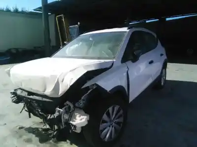 Veículo de Sucata seat arona * do ano 2020 alimentado dkl
