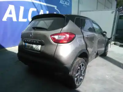 Sloopvoertuig renault captur adventure van het jaar 2015 aangedreven k9k b6