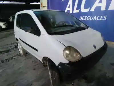 Hurda Aracı aixam                                              400                                                                                                                                                                                                                                                        402                                                                                                                                                                                                                                                        yılın 2001 güçlü 
