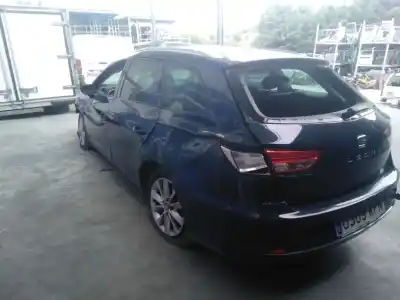 Veicolo di demolizione seat                                               leon st (5f8)                                                                                                                                                                                                                                              *                                                                                                                                                                                                                                                          dell'anno 2018 alimentato czc
