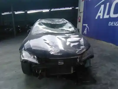 Veicolo di demolizione seat                                               leon st (5f8)                                                                                                                                                                                                                                              *                                                                                                                                                                                                                                                          dell'anno 2018 alimentato czc
