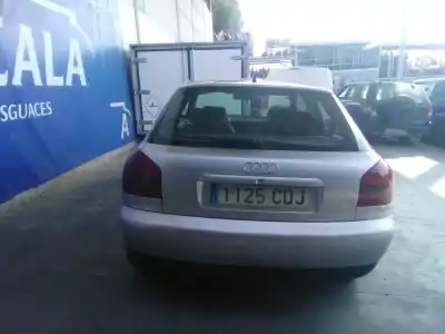 Veicolo di demolizione audi a3 (8l) 1.9 tdi dell'anno 1999 alimentato ahf