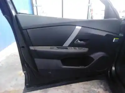 Veículo de Sucata citroen c4 berlina shine do ano 2021 alimentado 