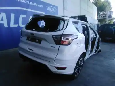 Veículo de Sucata ford kuga (cbs) titanium do ano 2017 alimentado m8ma