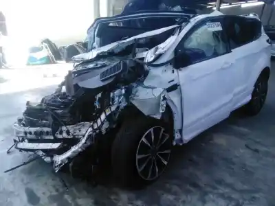 Veículo de Sucata ford kuga (cbs) titanium do ano 2017 alimentado m8ma