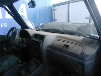 Verschrottungsfahrzeug SUZUKI VITARA SE/SV (ET) 2.0 HDi Largo Lujo des Jahres 2001 angetrieben RHY