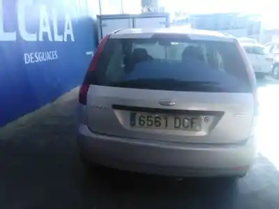 Veicolo di demolizione ford fiesta (cbk) 1.4 16v cat dell'anno 2004 alimentato f6ja