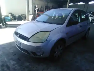 Veicolo di demolizione ford fiesta (cbk) 1.4 16v cat dell'anno 2004 alimentato f6ja