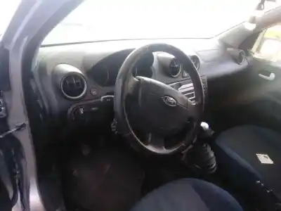 Veicolo di demolizione ford fiesta (cbk) 1.4 16v cat dell'anno 2004 alimentato f6ja